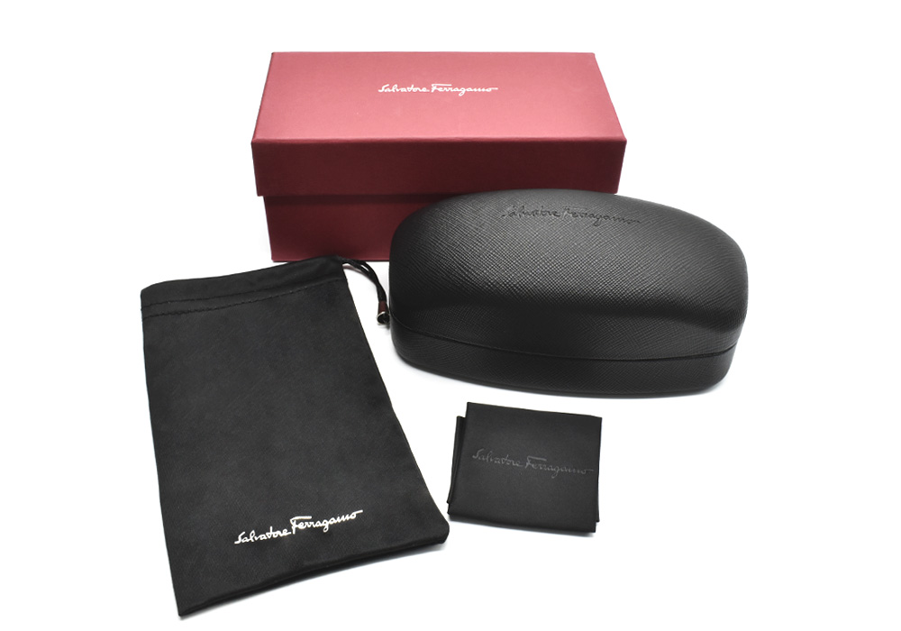 Солнцезащитные очки Salvatore Ferragamo 	SF164S