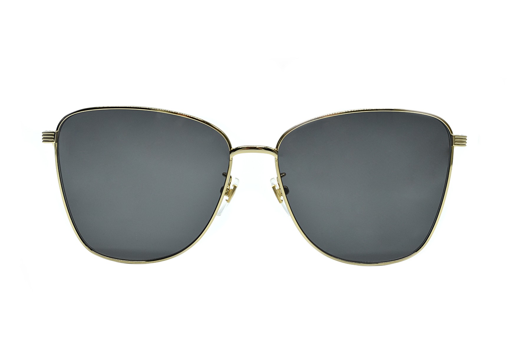 Солнцезащитные очки Gucci GG0970S 001