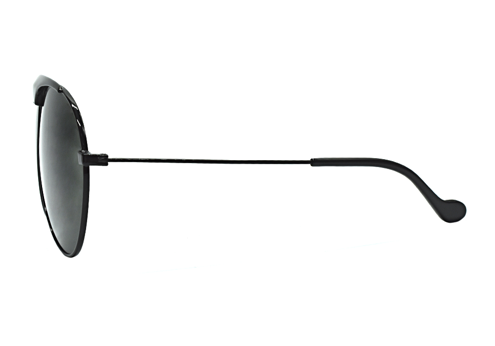 Солнцезащитные очки Gucci GG0908S 004